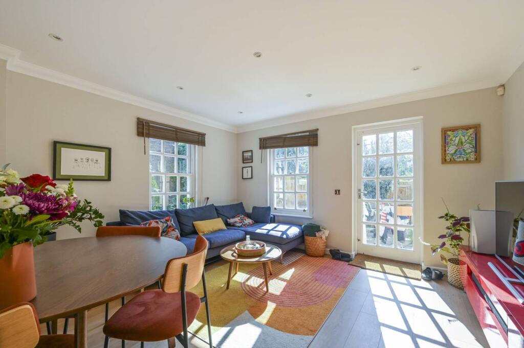 Main image of property: Cable Street, Shadwell, London, E1