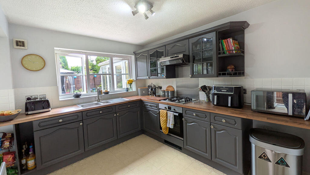 Blithfield Road, Brownhills photo 4