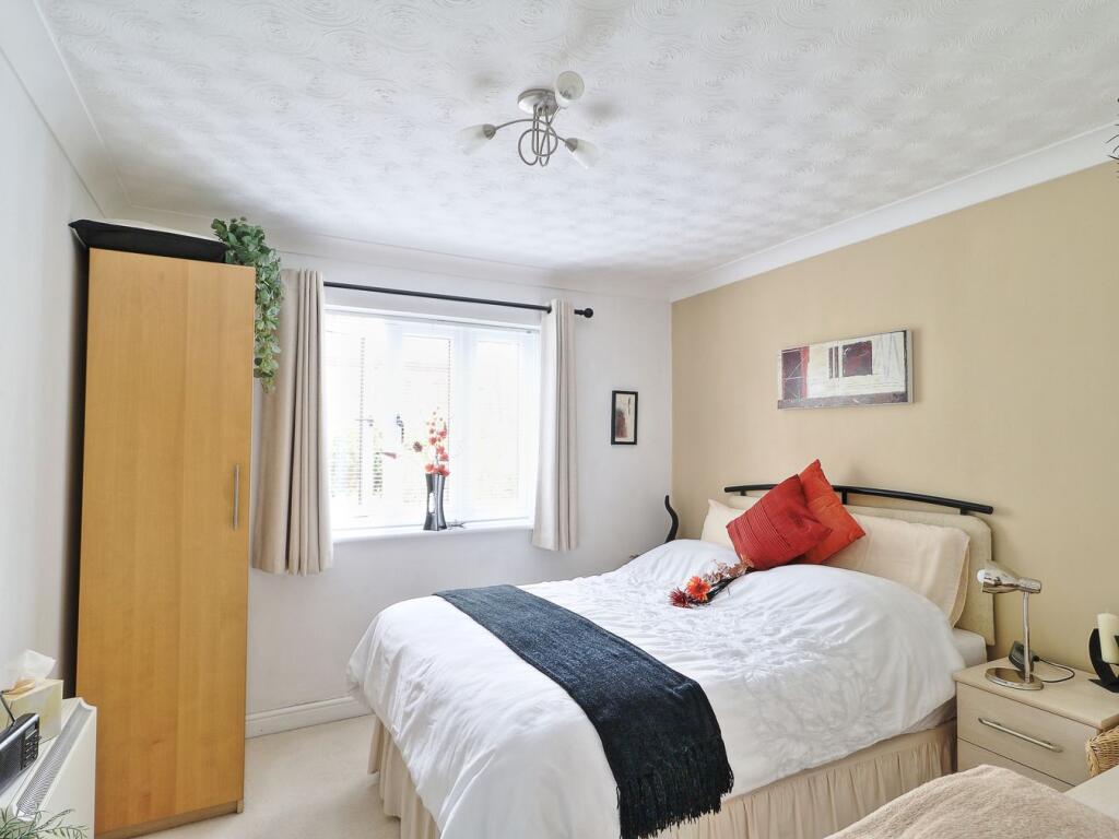 Apartment in Peterborough - View 5