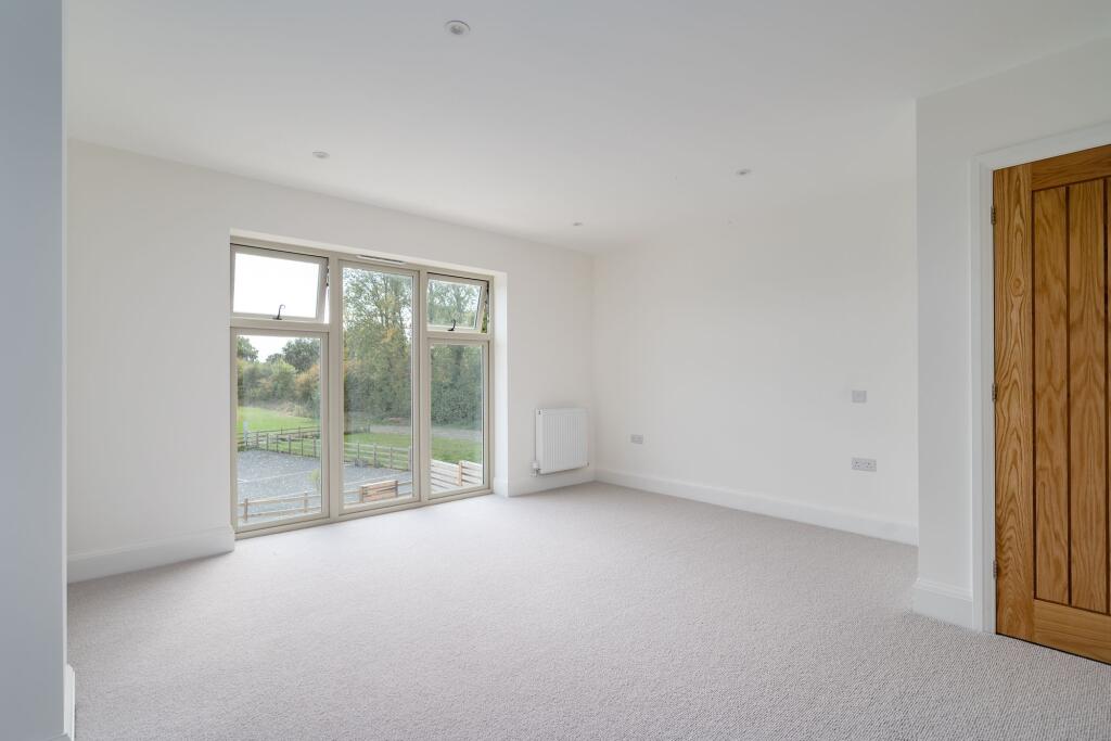 Additional image 7 of Warwick Road, Knowle, B93