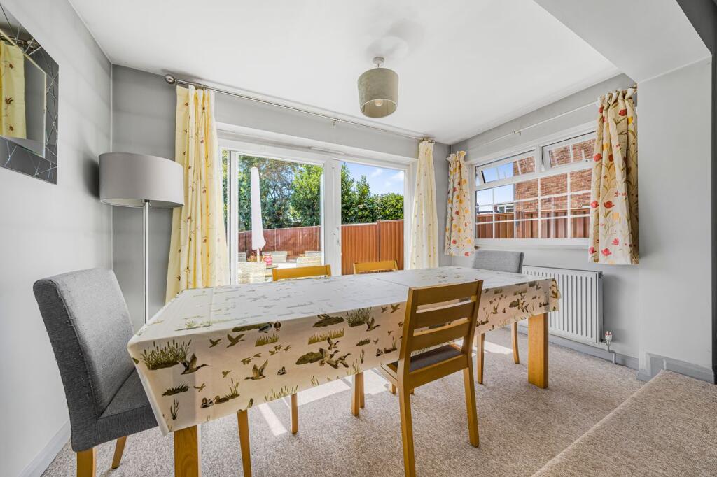 Laleham Road, Shepperton, TW17 photo 4