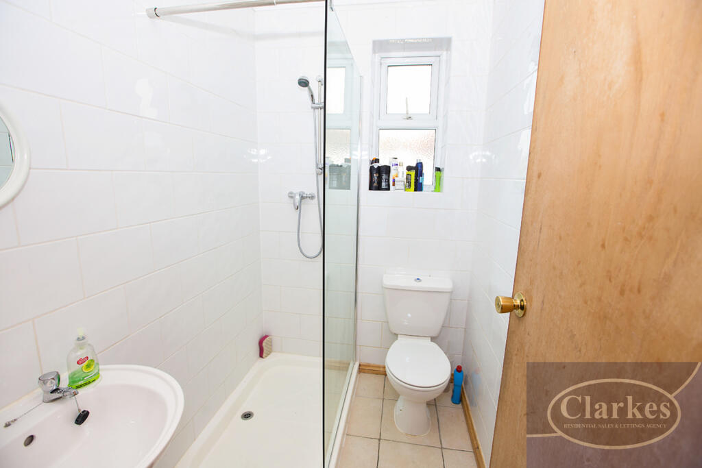 Additional image 4 of Redhill Drive, Winton