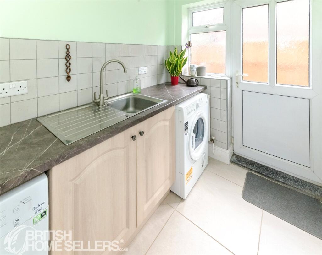 House in East Staffordshire, Stretton - View 5