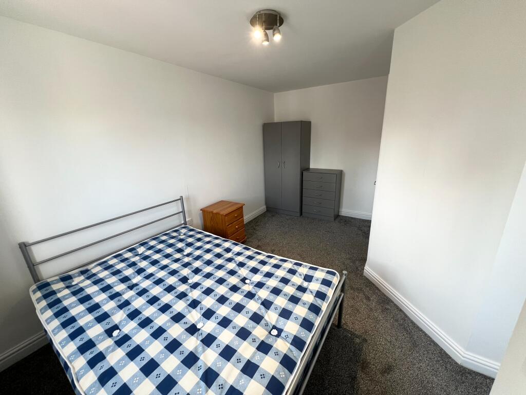 4 bedroom terraced house for rent