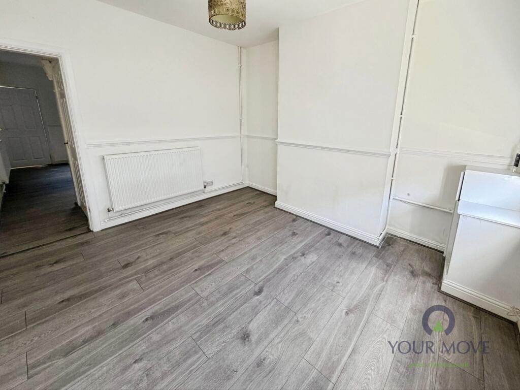 House in Stoke-on-Trent, Smallthorne - View 2