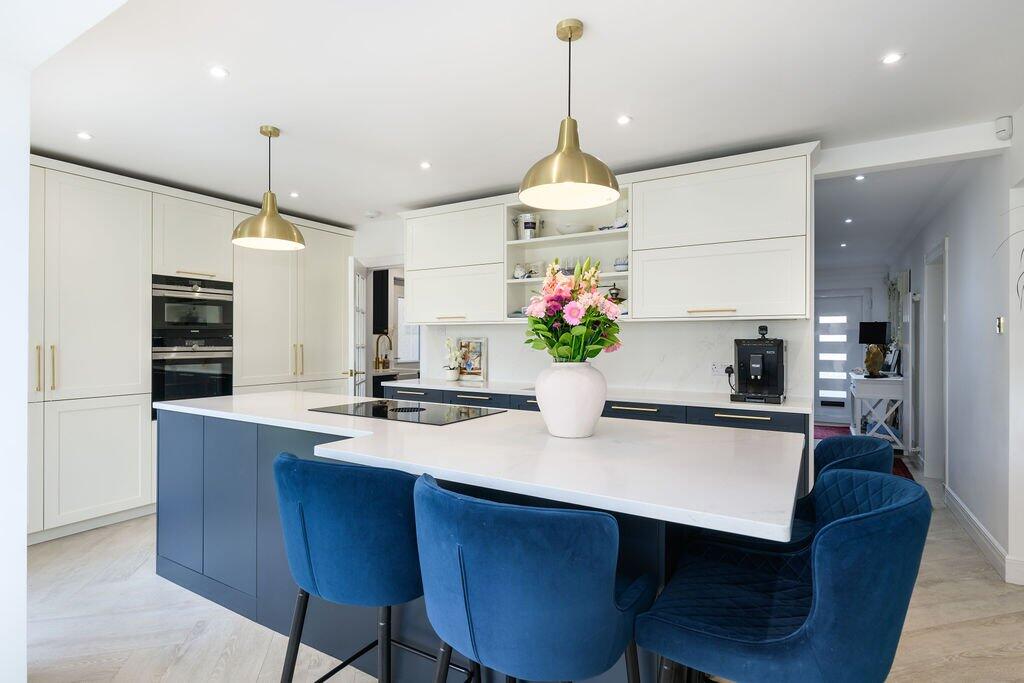 House in Mount Melville, Balone - View 4