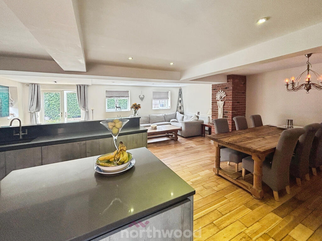 House in Doncaster, Hatfield - View 3