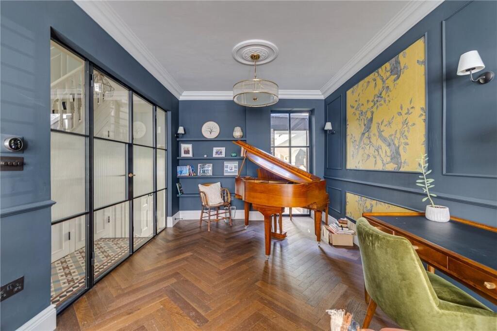 Property photo 11