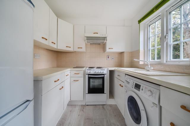 Apartment in London - View 5