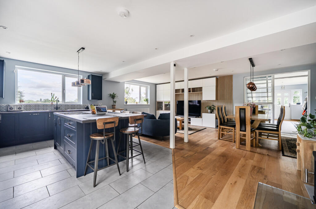 Doles Lane, Wokingham, Berkshire, RG41 - View 6