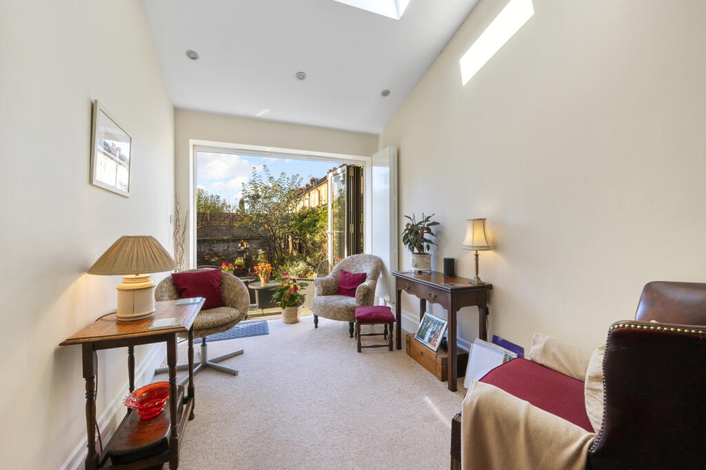 Pepys Road, West Wimbledon, SW20 photo 4