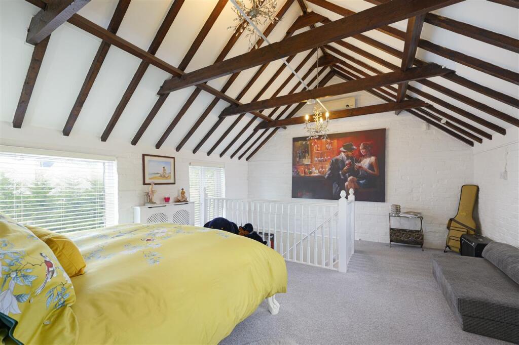 House in Dover, Plucks Gutter, Stourmouth - View 5