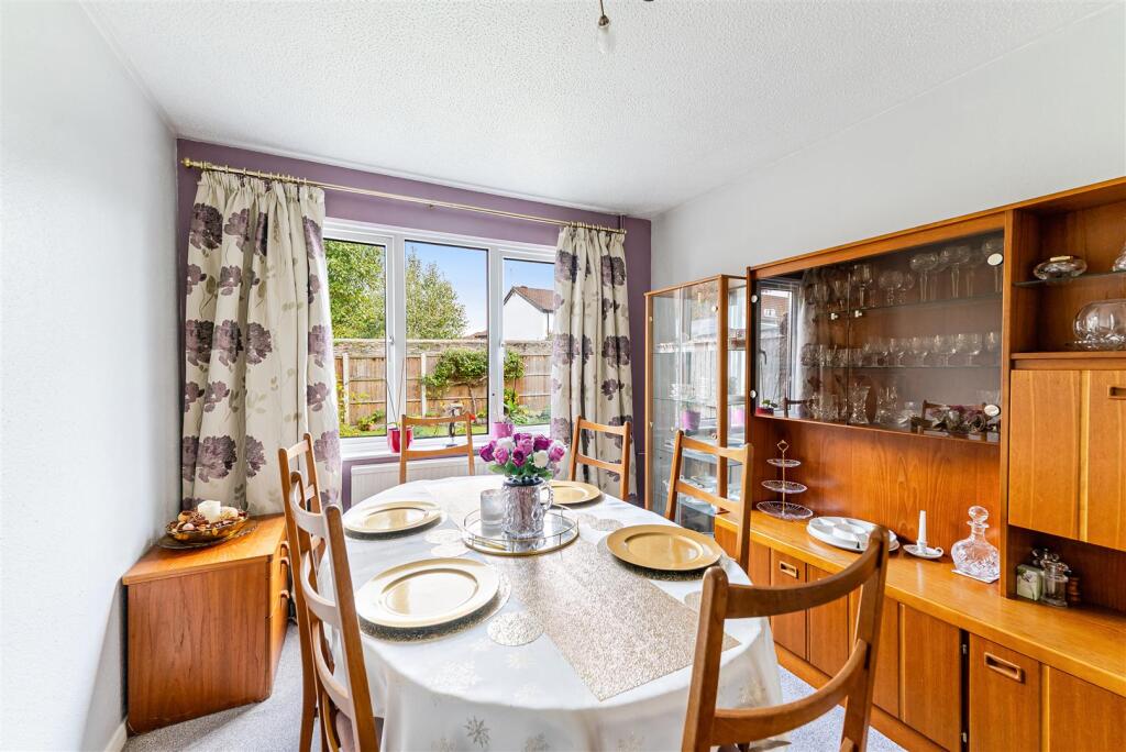 House in Nailsea, North Somerset - More