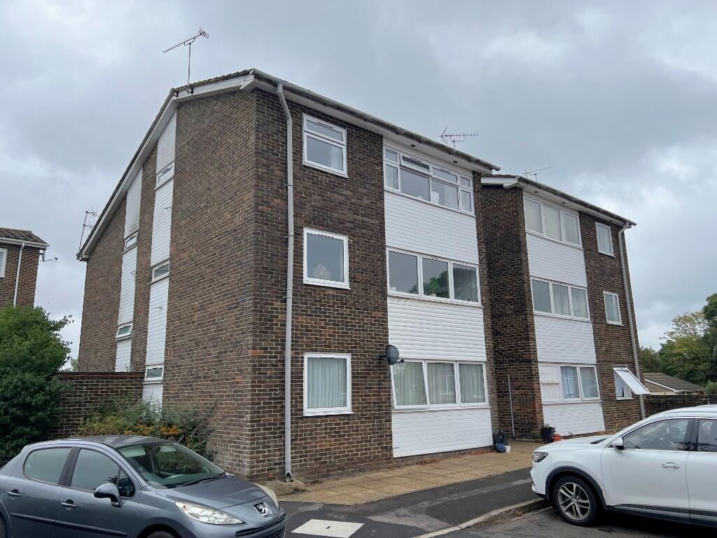 Main image of property: Waterside, SO45