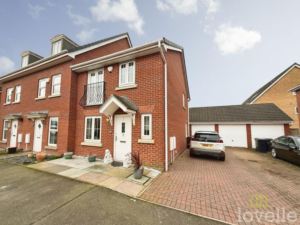 3-bed terraced on Julius Way, North Hykeham, LN6, £225,000