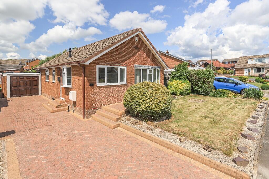 Main image of property: Cedar Close, Pontefract, West Yorkshire, WF8