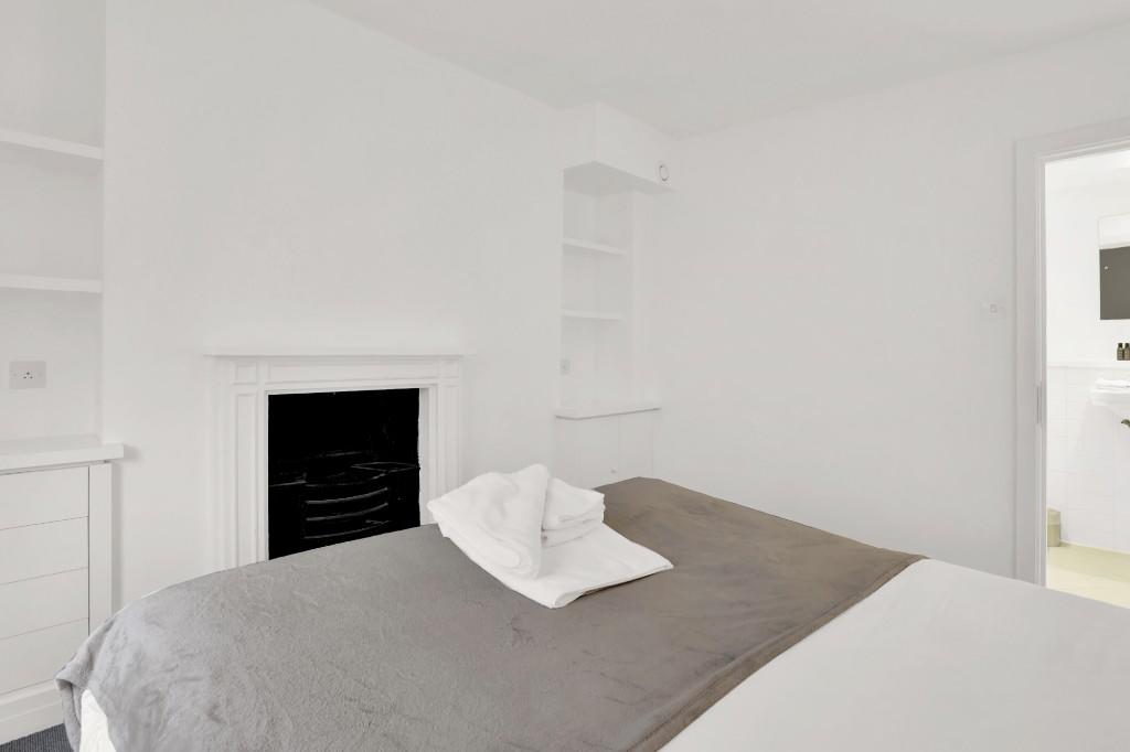 2 bedroom serviced apartment for rent
