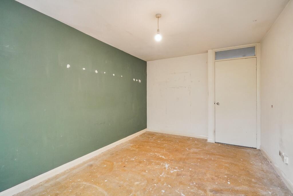 Apartment in Nottingham - View 4