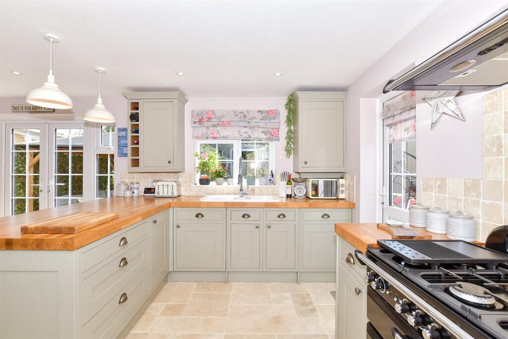 House in Maidstone, Loose - View 5
