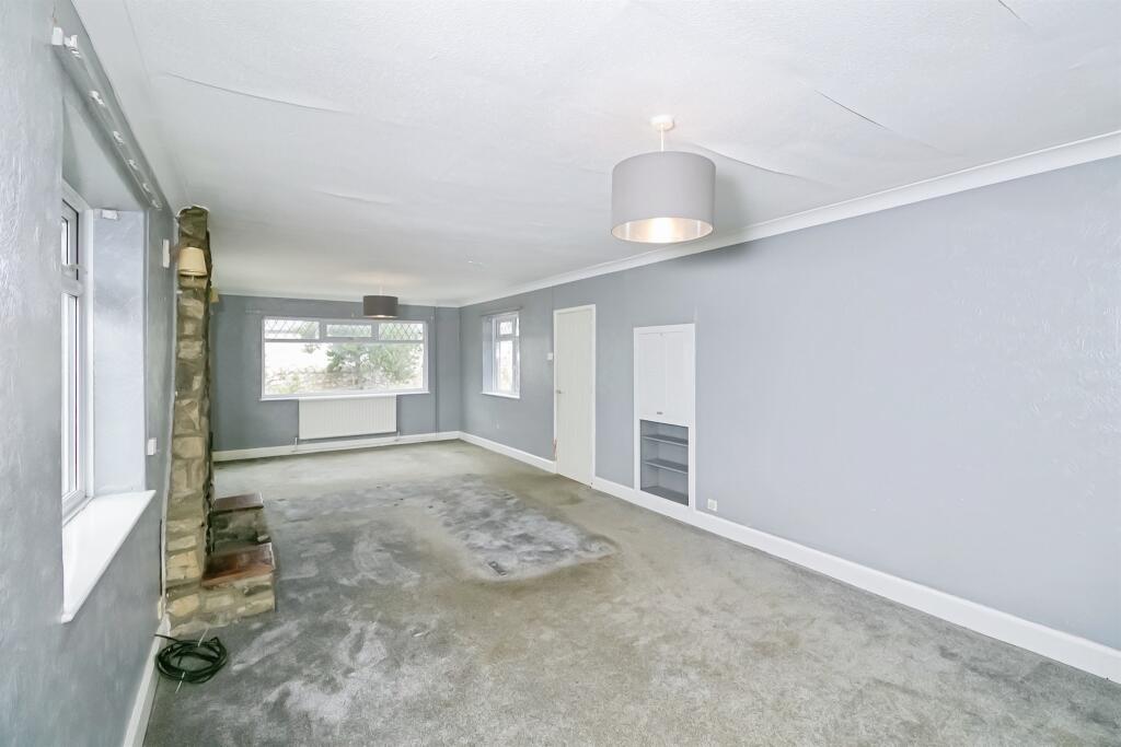 House in Cardiff, Llantwit Major - View 4