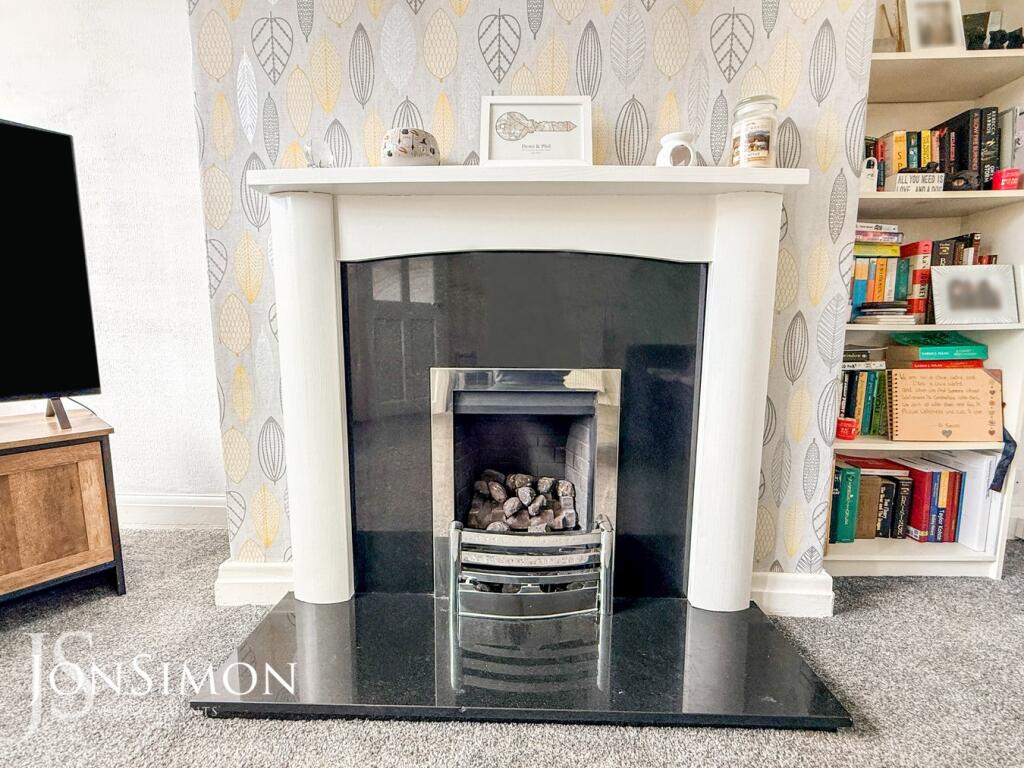 House in Bury, Greater Manchester - View 3