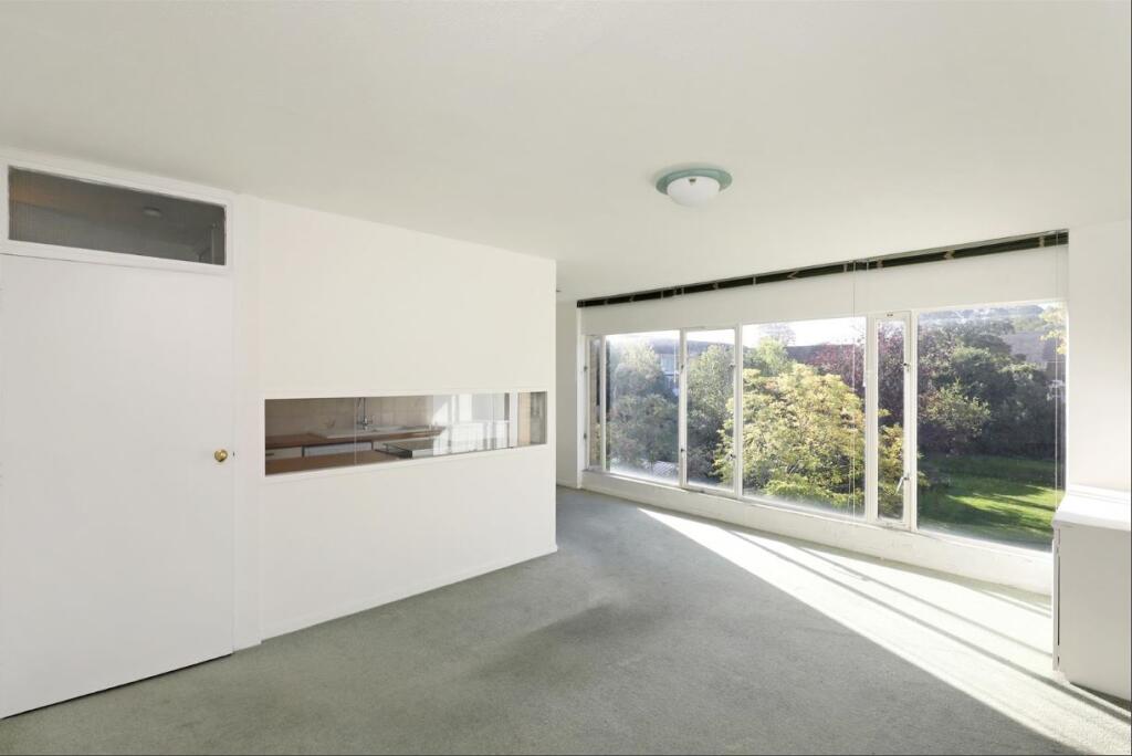 Apartment in London - View 2