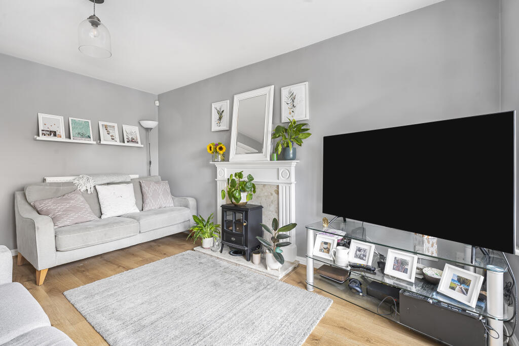 Additional image 4 of Cairns Close, St. Albans, Hertfordshire, AL4