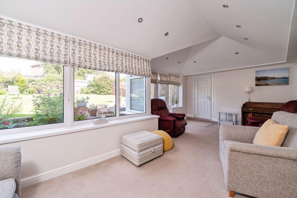 House in East Lindsey, Louth - View 5