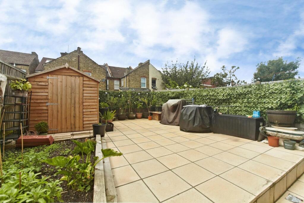 House in London - More
