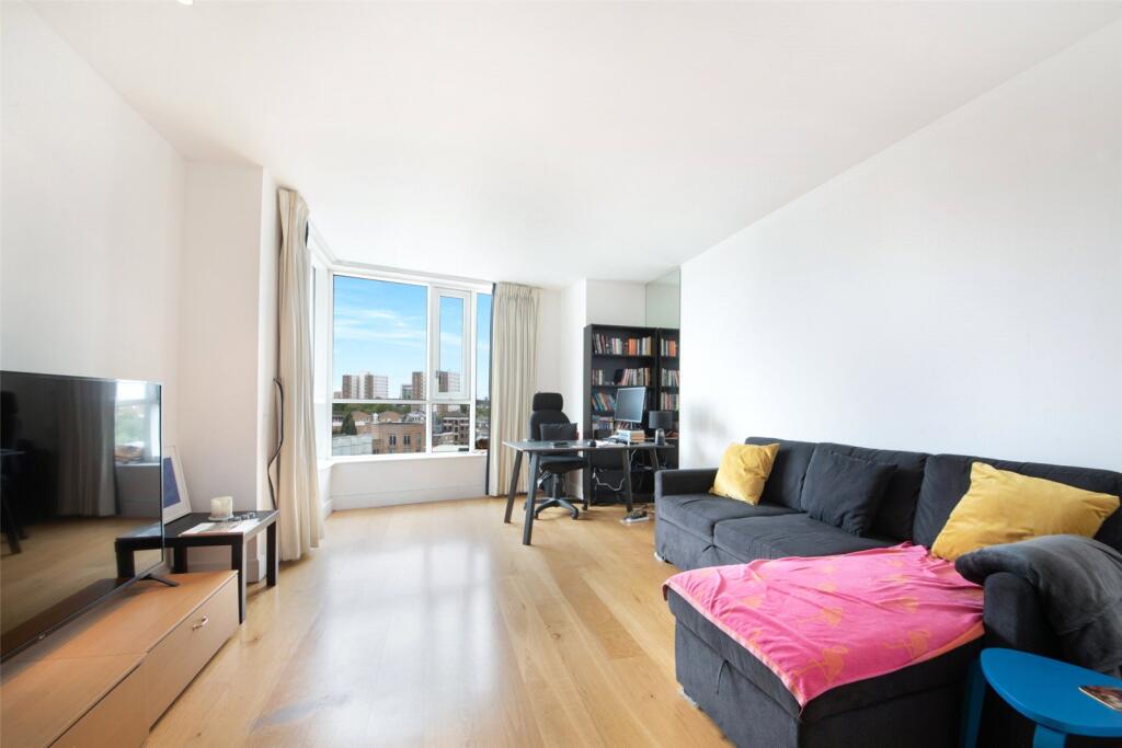 Main image of property: Westferry Circus, London, E14