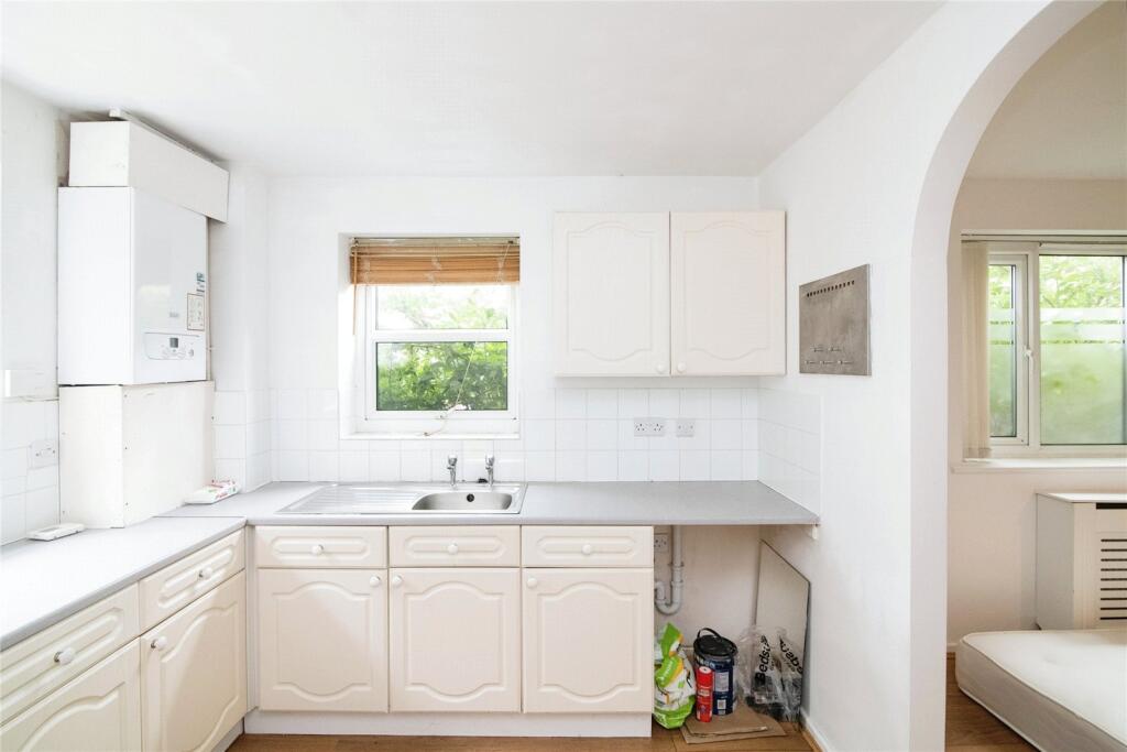 Glover Street, Redditch, Worcestershire, B98 photo 3