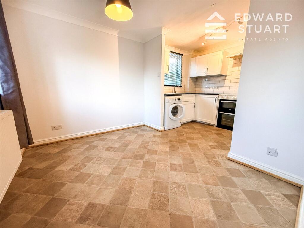 Turnstone Way, Stanground, Peterborough, Cambridgeshire, PE2 photo 4
