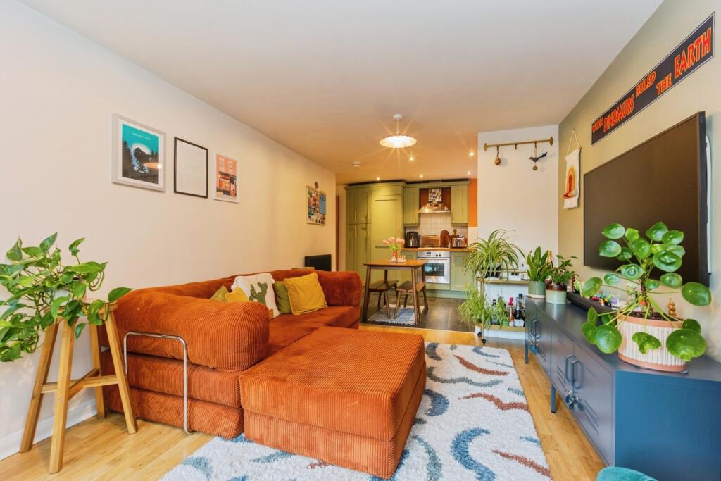 Apartment in Manchester - View 4