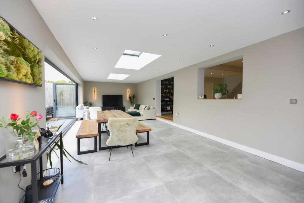 House in Peterborough - View 5