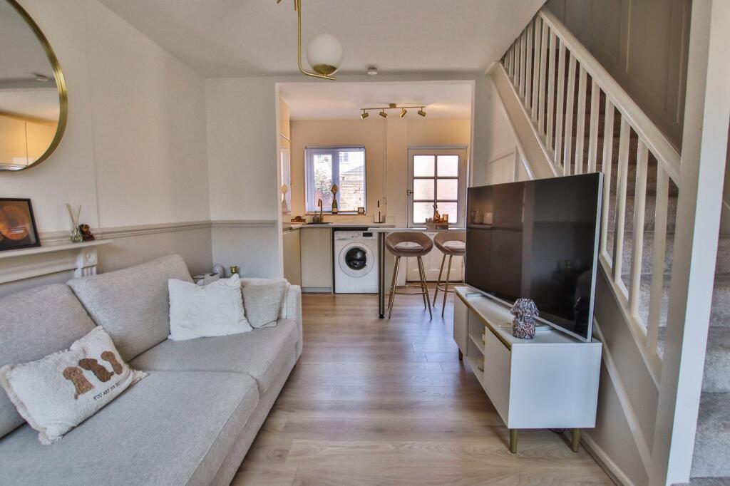 House in Worcester - More