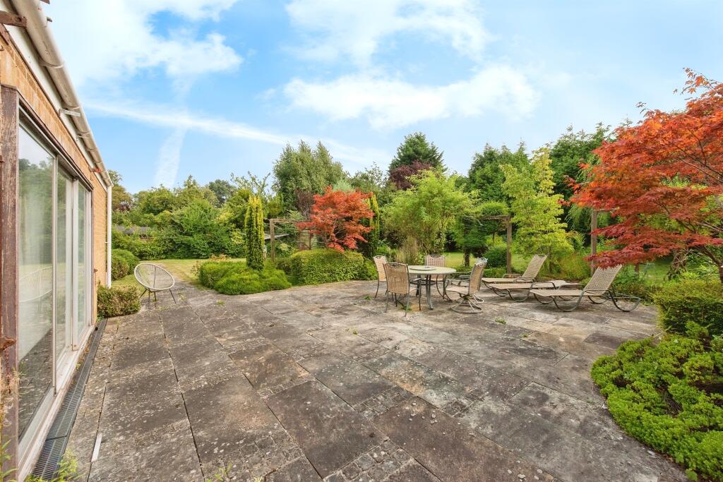 4-bed bungalow on Elm Road, Stowmarket, £575,000