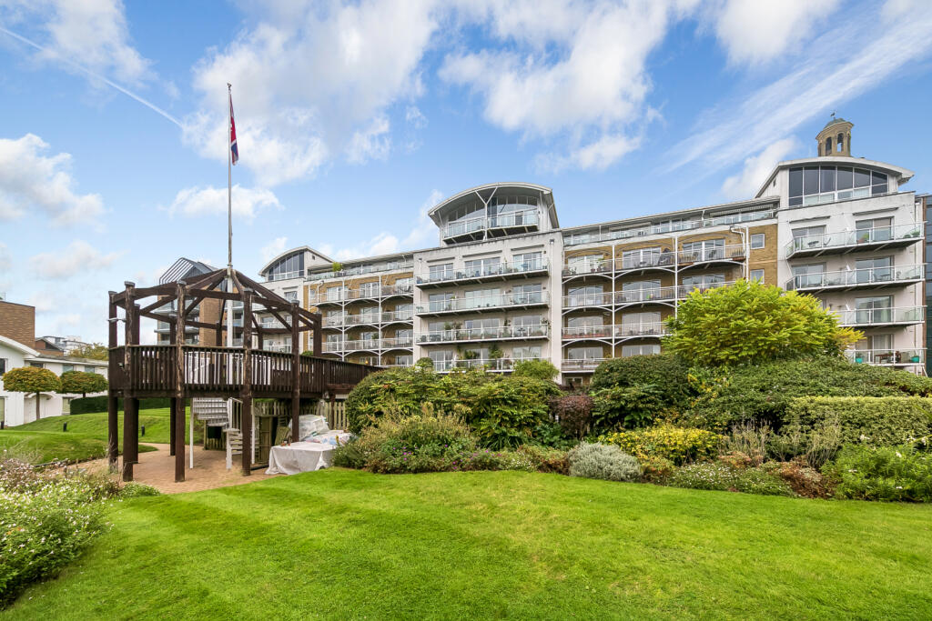 Main image of property: Regatta Point,
38 Kew Bridge Road, TW8