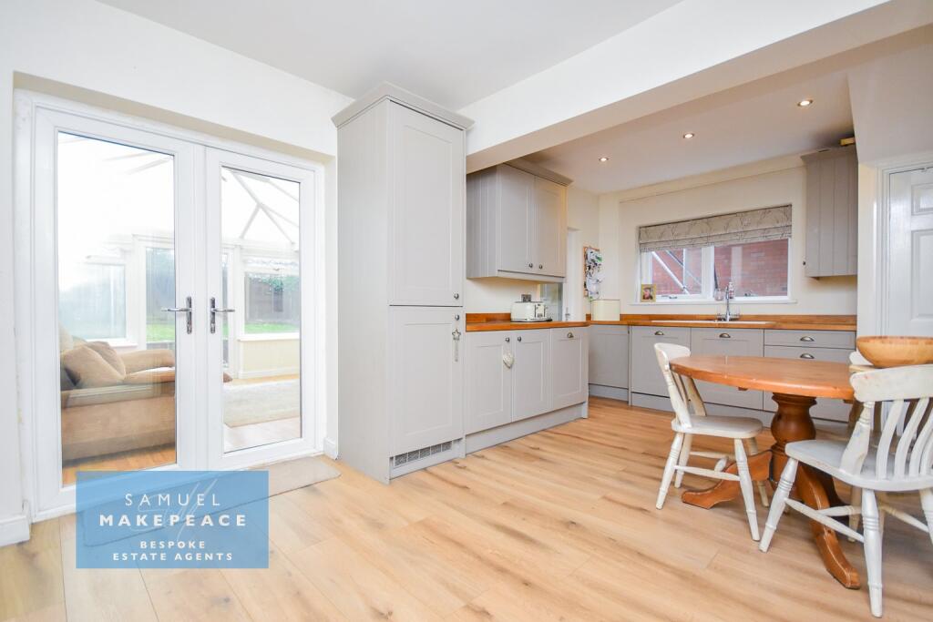 Vernon Avenue, Audley, Newcastle-Under-Lyme photo 4