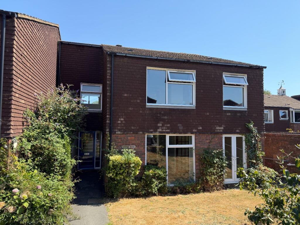 Main image of property: BENENDEN