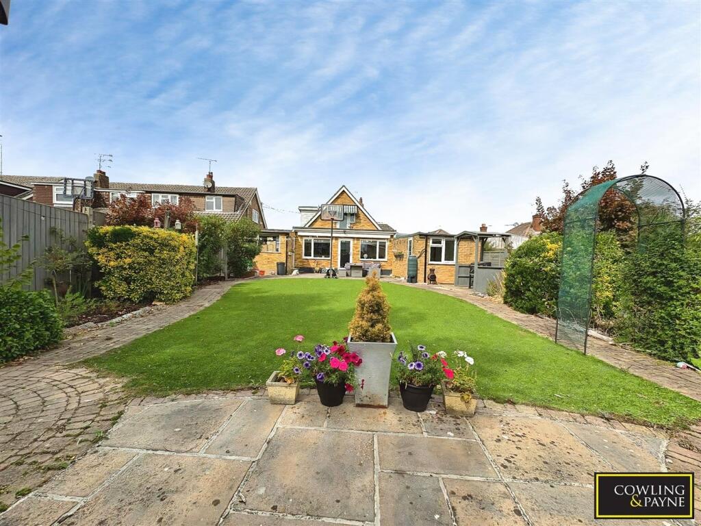 House in Southend-on-Sea - View 3