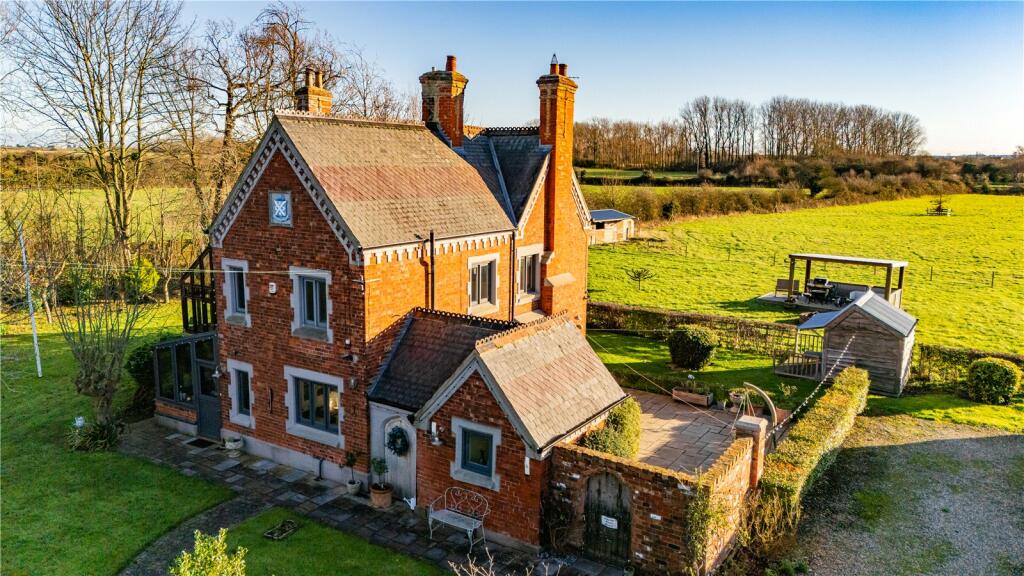 5-bed detached on Church Lane, Tetney, GRIMSBY, Lincolnshire, DN36, £890,000