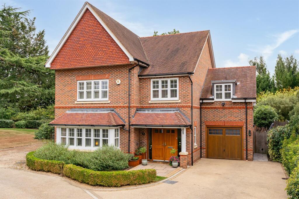 Reeves Court, Welwyn