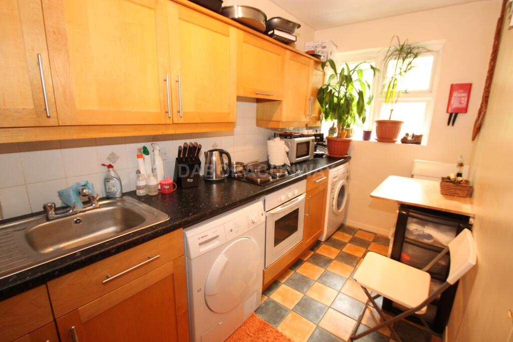 Main image of property: Osprey Close, SNARESBROOK, London, E11