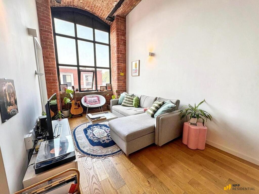 Apartment in Stockport - View 2