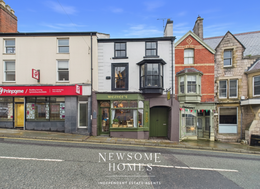 3-bed terraced on Vale Street, Denbigh, £119,950