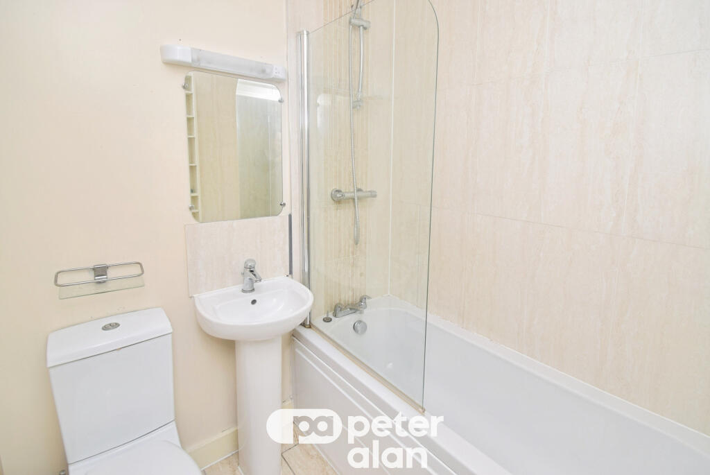 Apartment in Newport - View 5