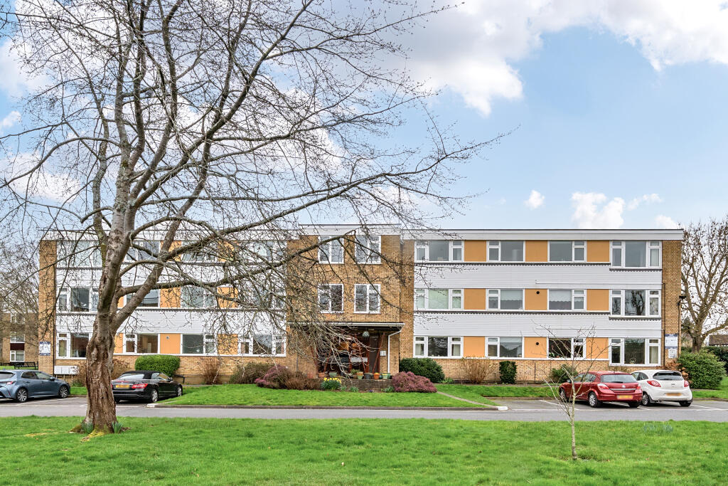 Main image of property: Avenue Road, Epsom, KT18