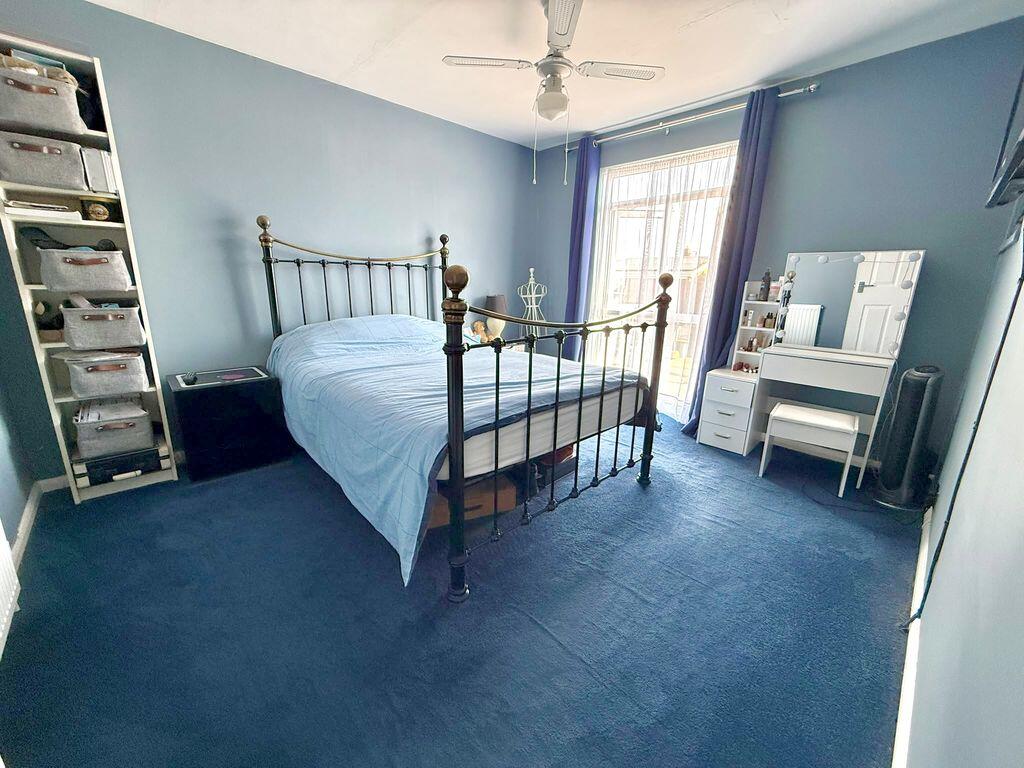 House in Luton - More