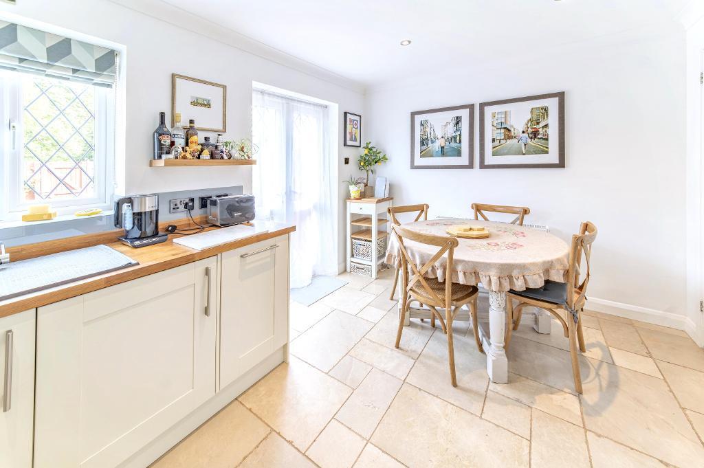 House in Oakley, Bedford - View 5