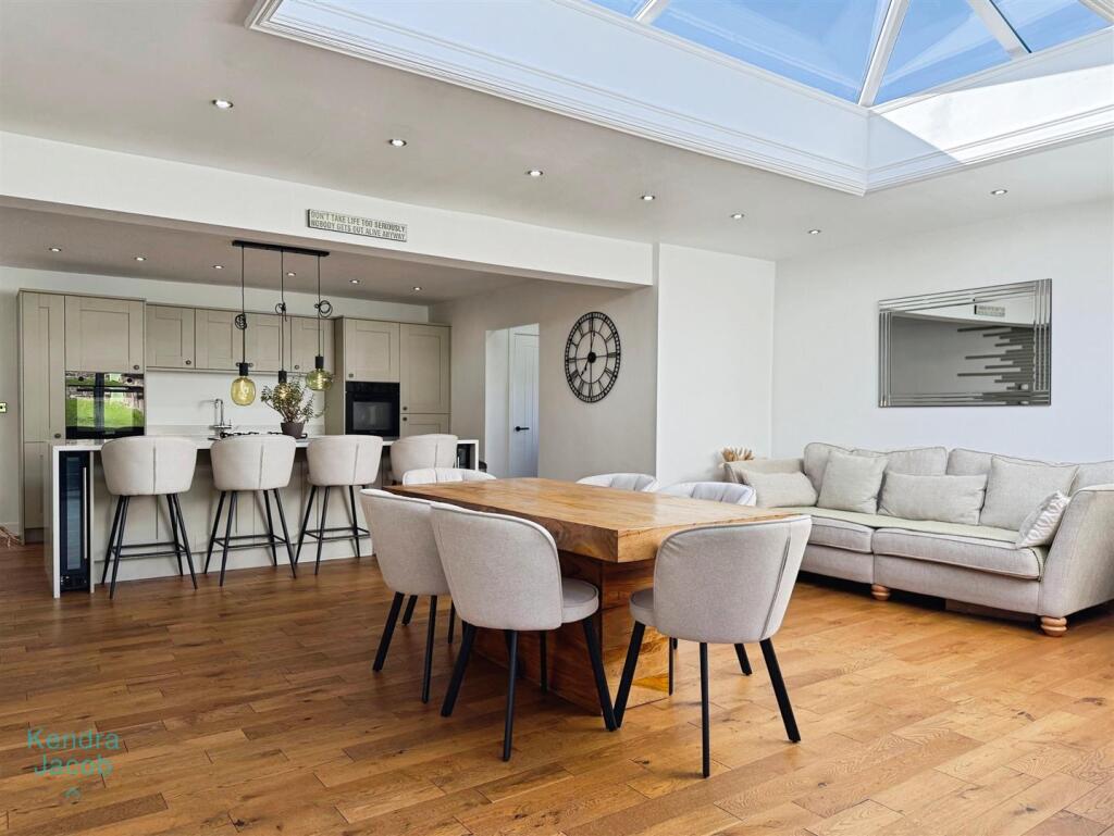 House in Sheffield - View 4